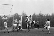 JVH-1736 Zierikzee. Lange Blokweg. Sportpark Den Hogen Blok . Voetbalwedstrijd Zierikzee Veteranen tegen Stella Boys in ...