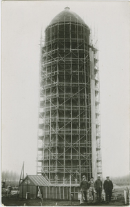 836 De bouw van de watertoren aan de Kinderdijk te Axel