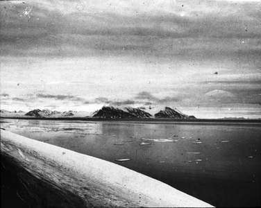 23-11-78 Landschap op Spitsbergen