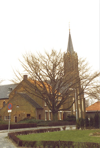 22 De Rooms-katholieke kerk aan de Walstraat te Axel