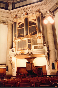 393 Het interieur van de Oostkerk te Middelburg