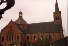 8 De Rooms-katholieke kerk te Aardenburg