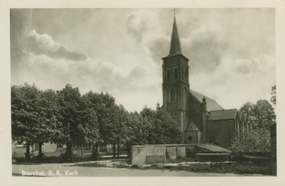 BIE-P-9 Biervliet, R.K. Kerk. De Rooms-katholieke Kerk aan de Noordstraat te Biervliet