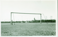 BUR-12 Burgh, Sportveld. Sportveld Van Zuijen aan de Leliëndaleweg te Burgh