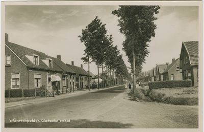 GRP-P-24 's Gravenpolder, Goessche straat. De Goesschestraat (thans Goesestraatweg) te 's-Gravenpolder
