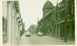 HOK-26 Hoek, Molendijk met Gemeentehuis. De Molendijk met Gemeentehuis te Hoek