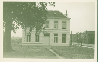 HOK-3 Hoek, Ned. Herv. Pastorie. De Nederlands Hervormde Pastorie aan de Langestraat te Hoek