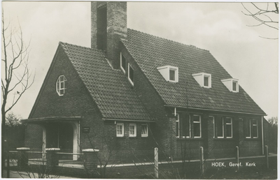 HOK-P-4 Hoek, Geref. Kerk. De Gereformeerde kerk aan de Doctor Leenhoutsstraat te Hoek