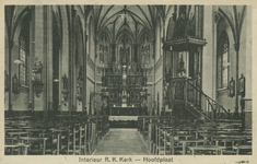 HOO-P-9 Interieur R.K. Kerk - Hoofdplaat. Het interieur van de Rooms-katholieke kerk aan de Kersenlaan te Hoofdplaat