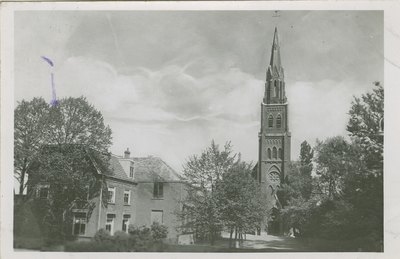 HRH-6 R.K. Kerk 's Heerenhoek. De Rooms-katholieke Heilige Willibrorduskerk en pastorie te 's-Heerenhoek