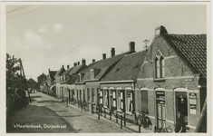 HRH-P-14 's-Heerenhoek, Dorpsstraat. De Molendijk te 's-Heerenhoek