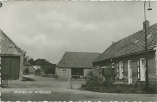 HUY-P-48 Groeten uit Huybergen. Een boerderij te Huijbergen