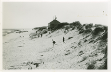 KAM-138 Kamperland, Strand. Strand en café Duinlust aan de Onrustweg bij Kamperland