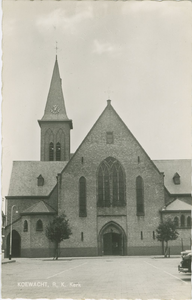 KOE-P-1 Koewacht, R.K. Kerk. De Rooms-katholieke kerk aan het Kerkplein te Koewacht