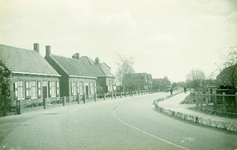 KOU-4 Koudekerke, Middelburgseweg. De Middelburgsestraat te Koudekerke