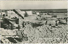 KOU-P-135 Dishoek-Koudekerke, Strandleven. Het strand te Westduin bij Koudekerke