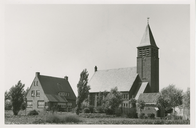NDP-1 Nieuwdorp, Ned. Herv. Kerk met Pastorie. De Nederlandse Hervormde kerk met Pastorie te Nieuwdorp