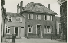 NDP-7 De pastorie van de Gereformeerde kerk te Nieuwdorp