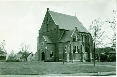 NWD-4 Nieuwerkerk, Ned. Herv. Kerk. De Nederlandse Hervormde kerk aan het Kerkplein te Nieuwerkerk