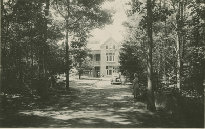 OSD-10 Ossendrecht, Dennenheuvel. Herstellingsoord voor tuberculosepatiënten Dennenheuvel te Ossendrecht