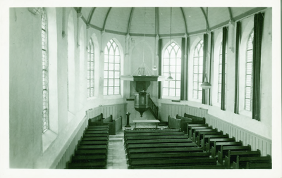OTL-9 Oosterland, Interieur Ned. Herv. Kerk. Interieur van de Nederlandse Hervormde kerk te Oosterland