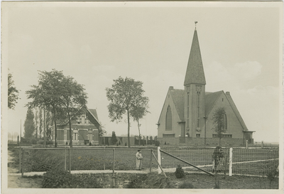 RIB-2 Rilland-Bath, Kerk met Pastorie. De Nederlandse Hervormde kerk met Pastorie aan de Bathseweg te Rilland-Bath