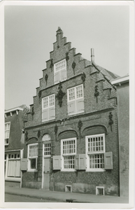 SAL-17 St. Annaland, Oud Gevelhuis, Voorstraat. Oud Gevelhuis aan de Voorstraat te Sint Annaland