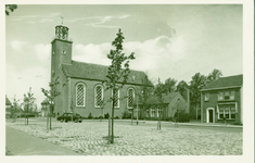 SDK-1 Schoondijke, Ned. Herv. Kerk. De Nederlandse Hervormde kerk aan het Dorpsplein te Schoondijke