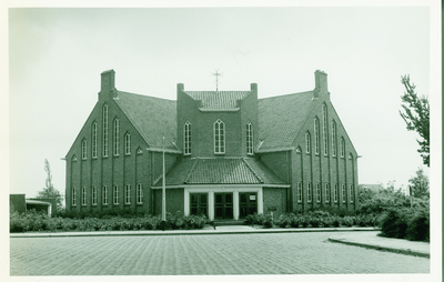 SKW-8 Serooskerke (W.), Geref. Kerk. De Gereformeerde kerk aan de Dominee van Wouwestraat te Serooskerke (Walcheren)