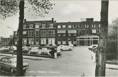 SLK-P-7 Sluiskil, Elisabeth Ziekenhuis. Het Sint Elisabeth Ziekenhuis aan de Nieuwe Kerkstraat te Sluiskil