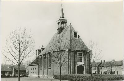 SPL-P-2 St. Philipsland, Ned. Hervormde Kerk. De Nederlandse Hervormde kerk aan de Kerkring te Sint Philipsland