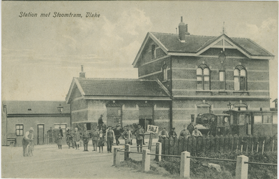 SRE-P-8 Station met Stoomtram, Vlake. Station met stoomstram te Vlake