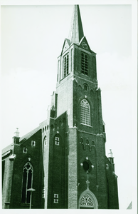 STO-1 Stoppeldijk. RK Kerk. De Rooms-katholieke kerk aan het Rapenburg te Stoppeldijk