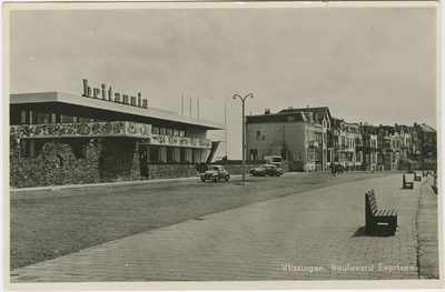VLI-P-30 Vlissingen, Boulevard Evertsen. Hotel Britannia aan de Boulevard Evertsen te Vlissingen