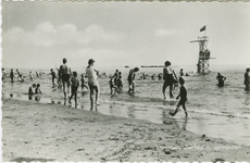 VLI-P-51 Vlissingen, Zeebad m. springtoren. Het badstrand met duiktoren langs de Boulevard Evertsen te Vlissingen