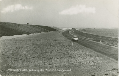 VRO-P-131 Vrouwenpolder, Verbindingsdijk Walcheren-Nrd.-Beveland. De Veersegatdam tussen Walcheren en Noord Beveland