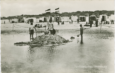 VRO-P-175 Vrouwenpolder, Strandleven. Strandgezicht bij Vrouwenpolder