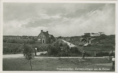 VRO-P-80 Vrouwenpolder, Zomerwoningen aan de Duinen. Zomerwoningen aan de Vroonweg te Vrouwenpolder