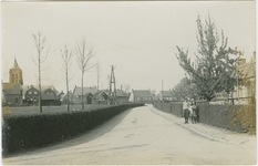 WAA-14 Waarde, Achterweg / Groenekruisstraat. De Achterweg (thans Groene Kruisstraat) te Waarde