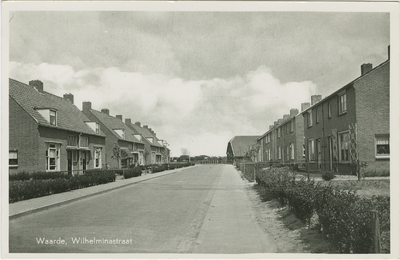 WAA-P-43 Waarde, Wilhelminastraat. De Wilhelminastraat (thans Julianastraat) te Waarde