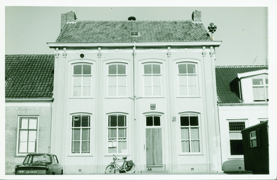 WKN-6 Wissenkerke, Gemeentehuis. Het Gemeentehuis aan de Voorstraat te Wissenkerke