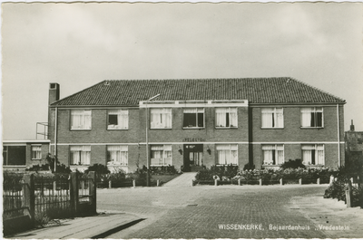 WKN-P-17 Wissenkerke, Bejaardenhuis Vredestein . Rusthuis Vredestein aan de Julianastraat te Wissenkerke