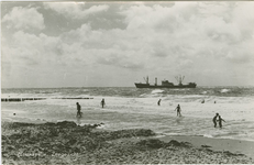 WKP-P-98 Westkapelle, Zeegezicht. Een schip op de zee bij Westkapelle