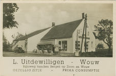 WOU-P-14 L. Uitdewilligen - Wouw Rijksweg tusschen Bergen op Zoom en Wouw Gezellig zitje :-: Prima consumptie. Café De ...