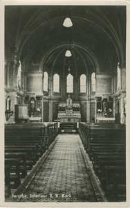 YER-P-17 Ierseke, Interieur R.K. Kerk. Interieur van de Rooms-katholieke kerk aan de Langeville te Yerseke