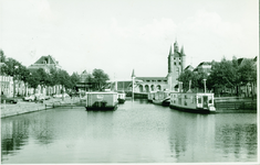 ZIE-15 Zierikzee, Oude Haven. Oude Haven te Zierikzee