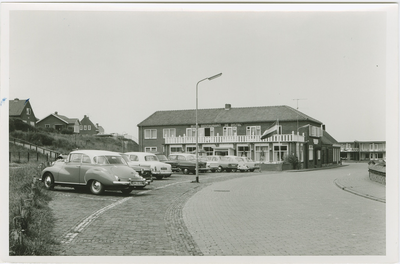 ZOU-57 Hotel De Distel aan de Westkapelseweg te Zoutelande