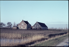 OT-173 De boerderij v/h H. Wolfert in de Nieuw-Neuzenpolder te Terneuzen