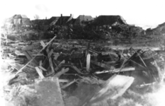 280 NFR De verwoestingen te Westkapelle na het bombardement.