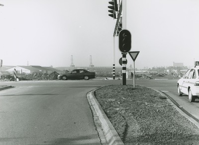 1983 Aanleg van het bedrijventerrein Handelspoort te Terneuzen